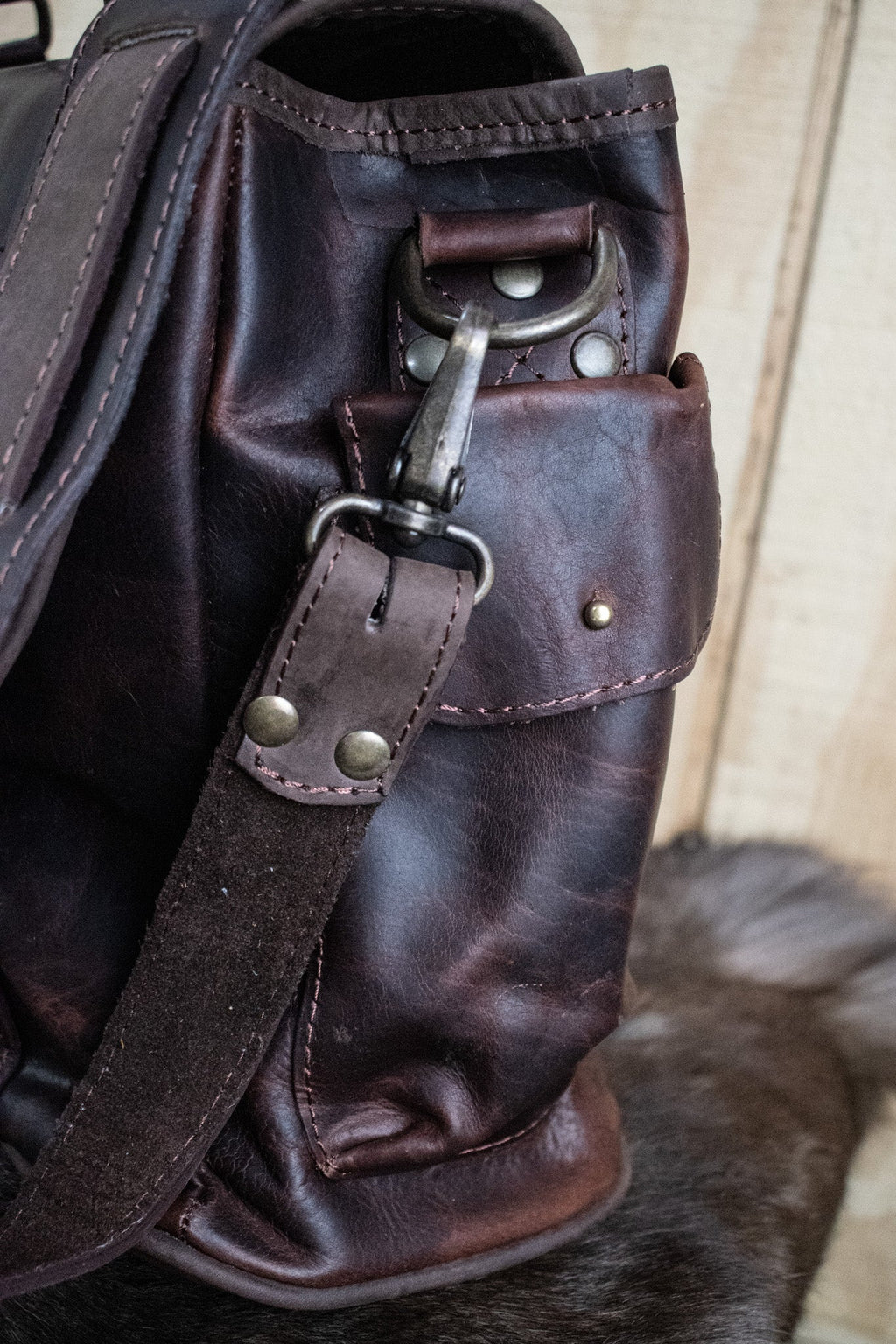 Leather Hide Laptop Bag - Rustic Mahogany and Brown (Clasps)